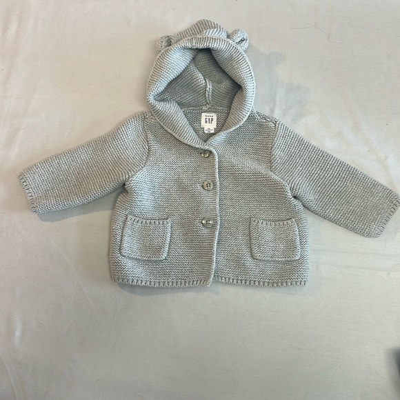 GAP - Brannan baby bear long sleeve knit hooded button cardigan sweater. - Picture 1 of 5